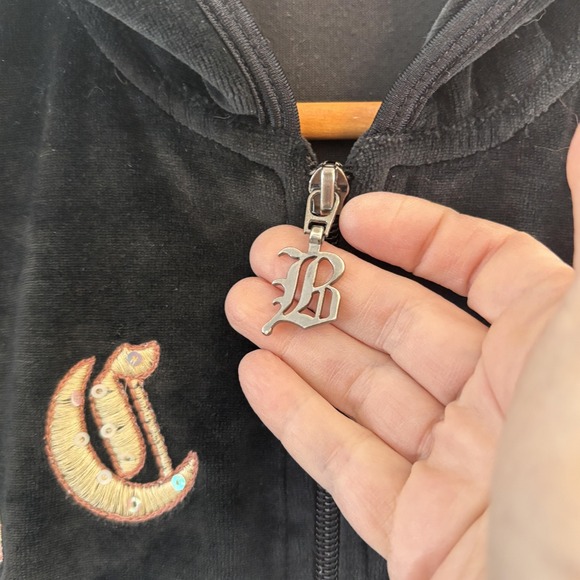 BCBGMAXAZRIA Black Y2K Velour Zip Up Embroidered Logo Hoodie Womens Size M - Picture 3 of 11